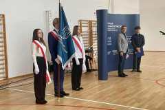 b9a271d1-10cf-46ee-a467-64d8ae201573