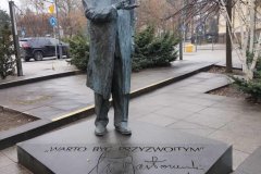 c93f51e403c1664fe6b1f40e40ef2f9b